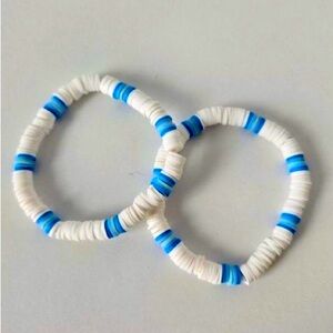 1pc Blue gradient and white clay bead bracelet